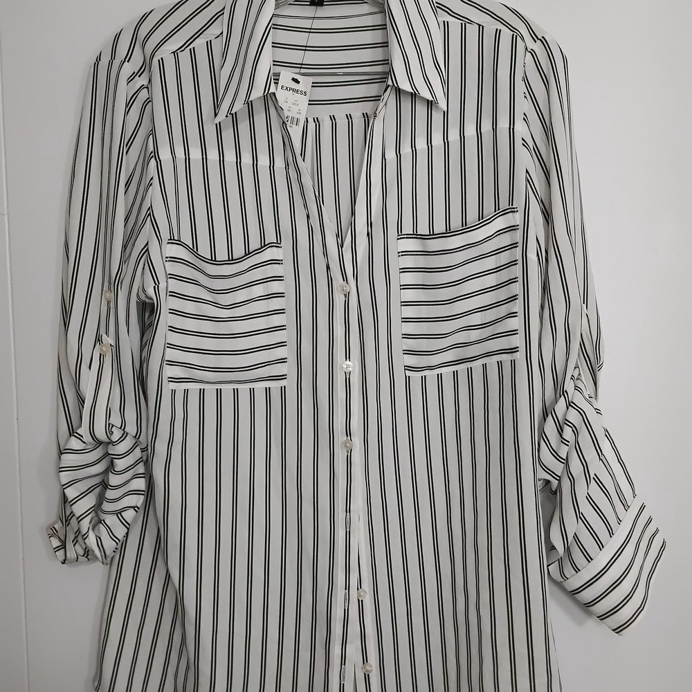 Express Vertical Striped Button-Up Shirt - Black on White